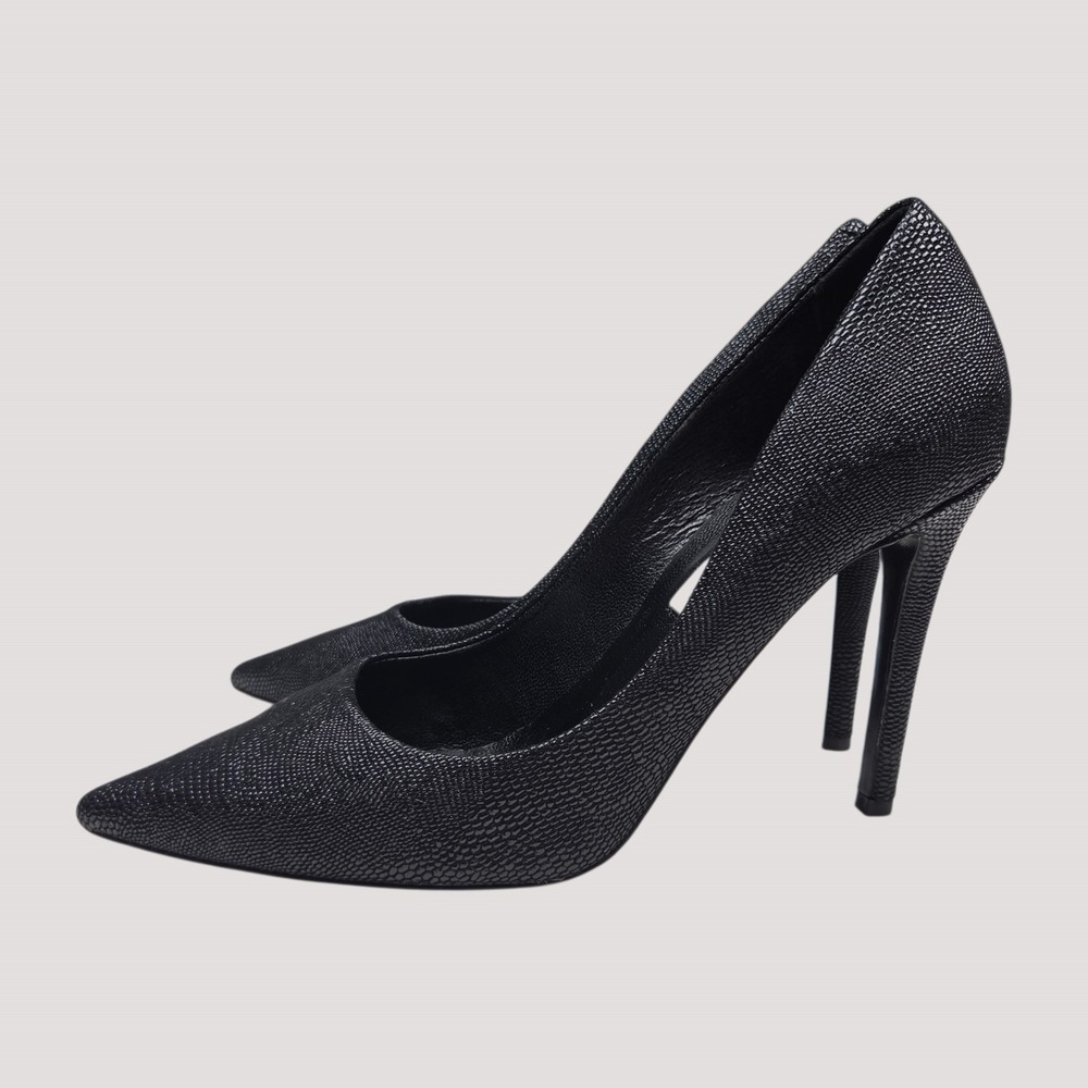 Diane Von Furstenberg Stiletto Pumps Heels 7B Black Textured Pointed Toe Baddie